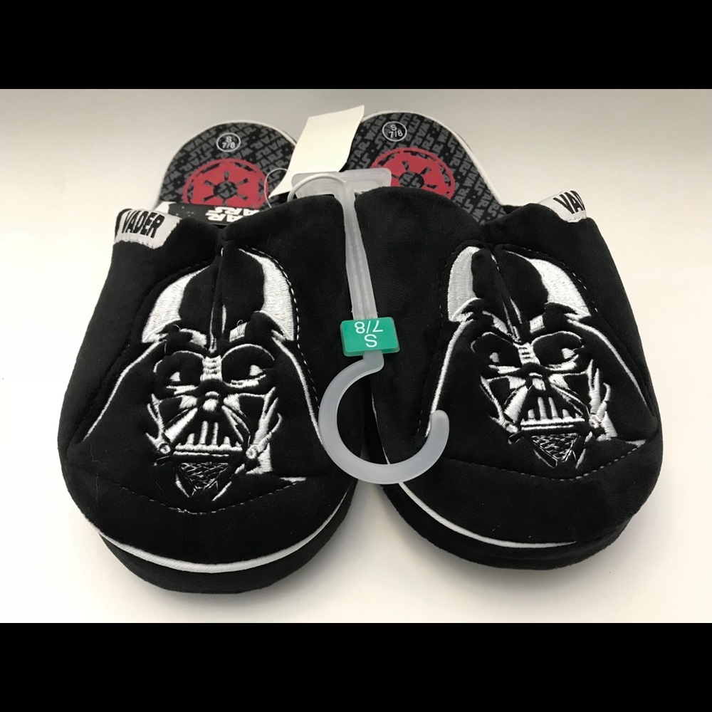 Star Wars Darth Vader Slippers men’s size S 7/8